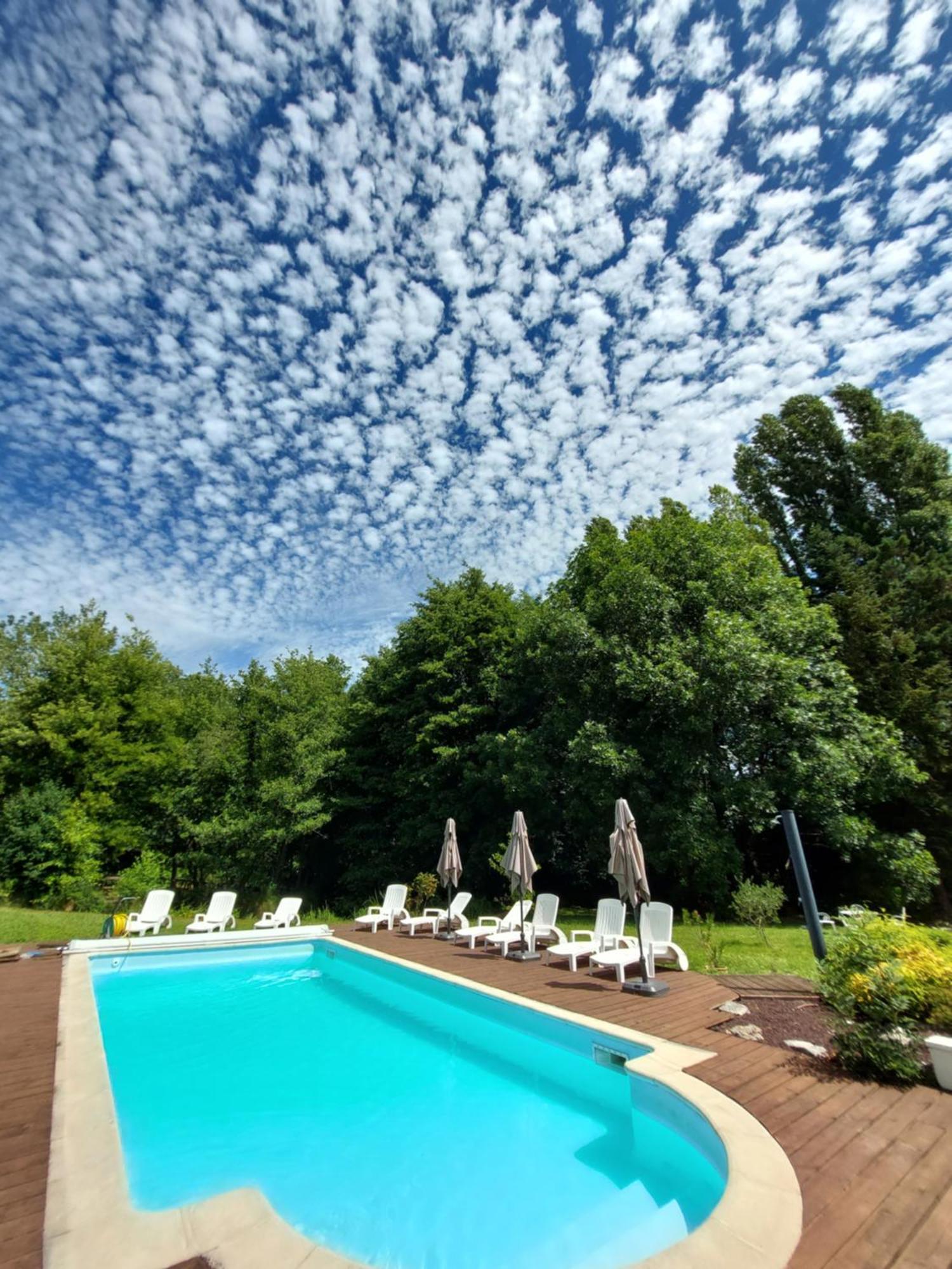Traînefeuilles - Chambres d'hôtes Le Controis-en-Sologne Extérieur photo