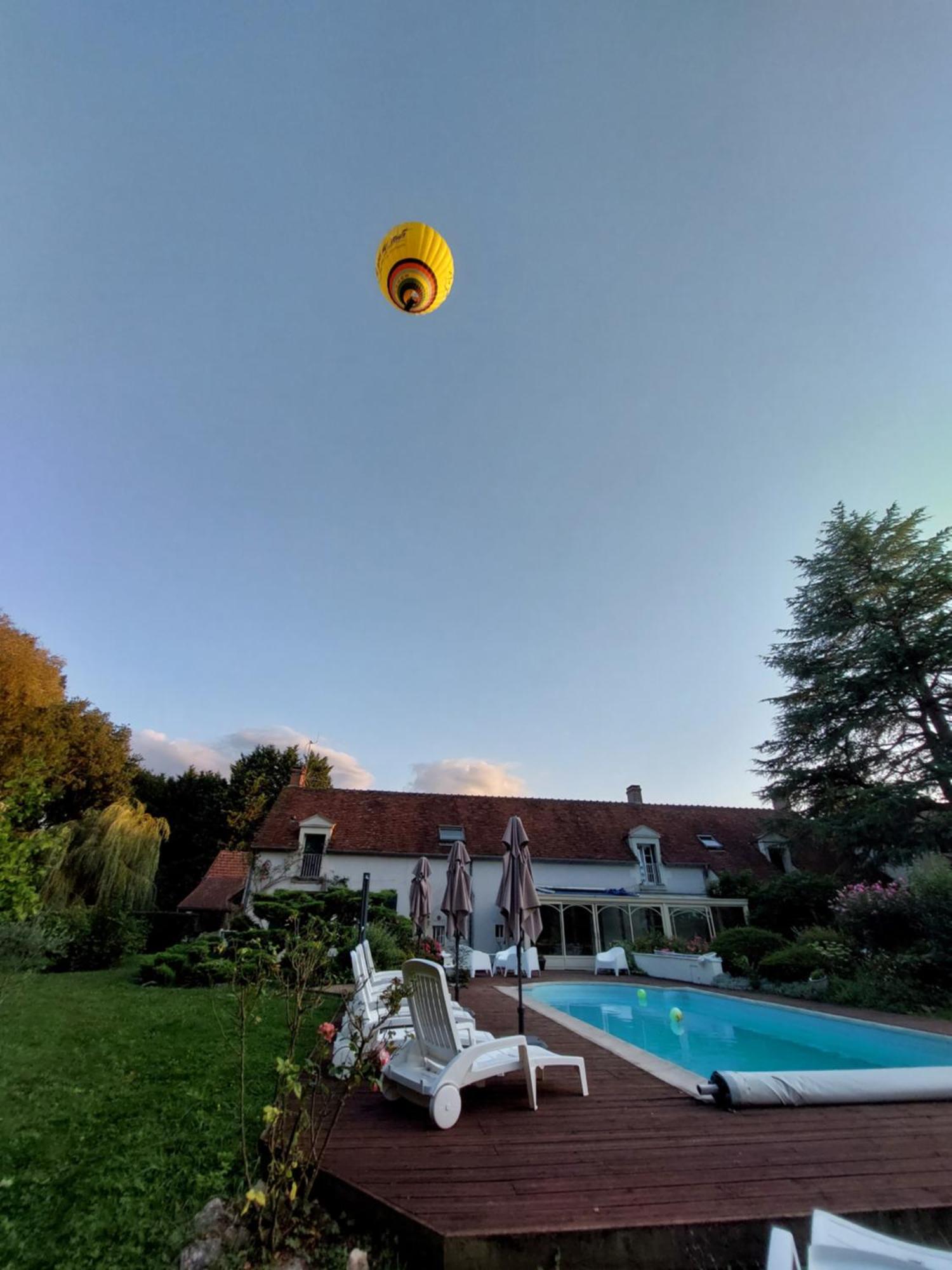 Traînefeuilles - Chambres d'hôtes Le Controis-en-Sologne Extérieur photo